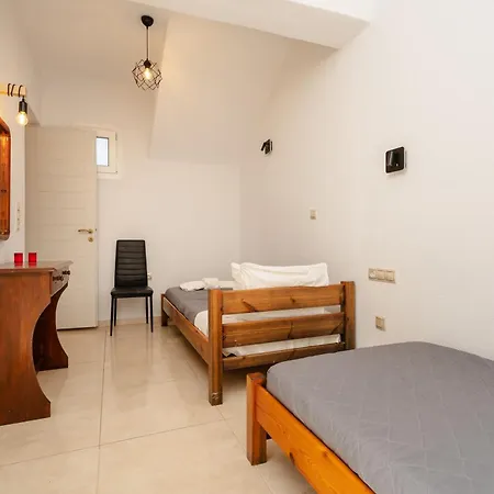 アパートホテル Eclipse Naxos 3*