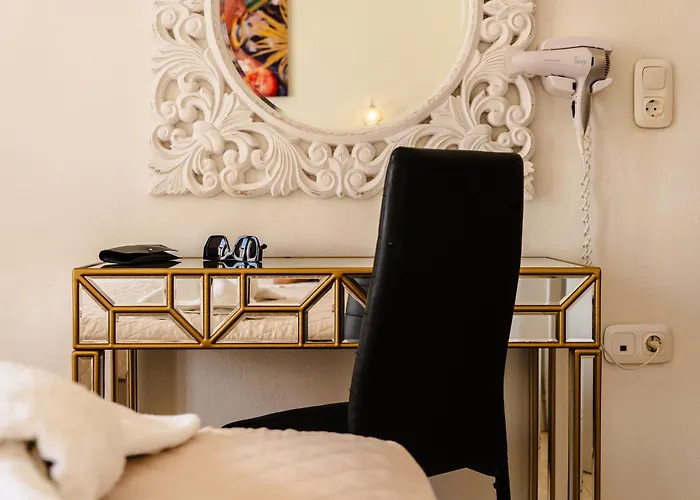 Eclipse Naxos شقة فندقية 3*