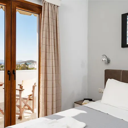 Eclipse Naxos Апарт-отель Айя-Анна